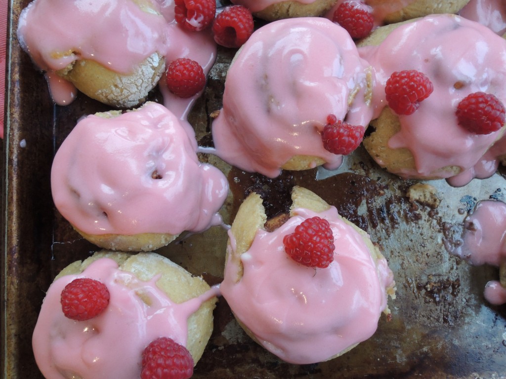 Cinnamon Rolls with Raspberries